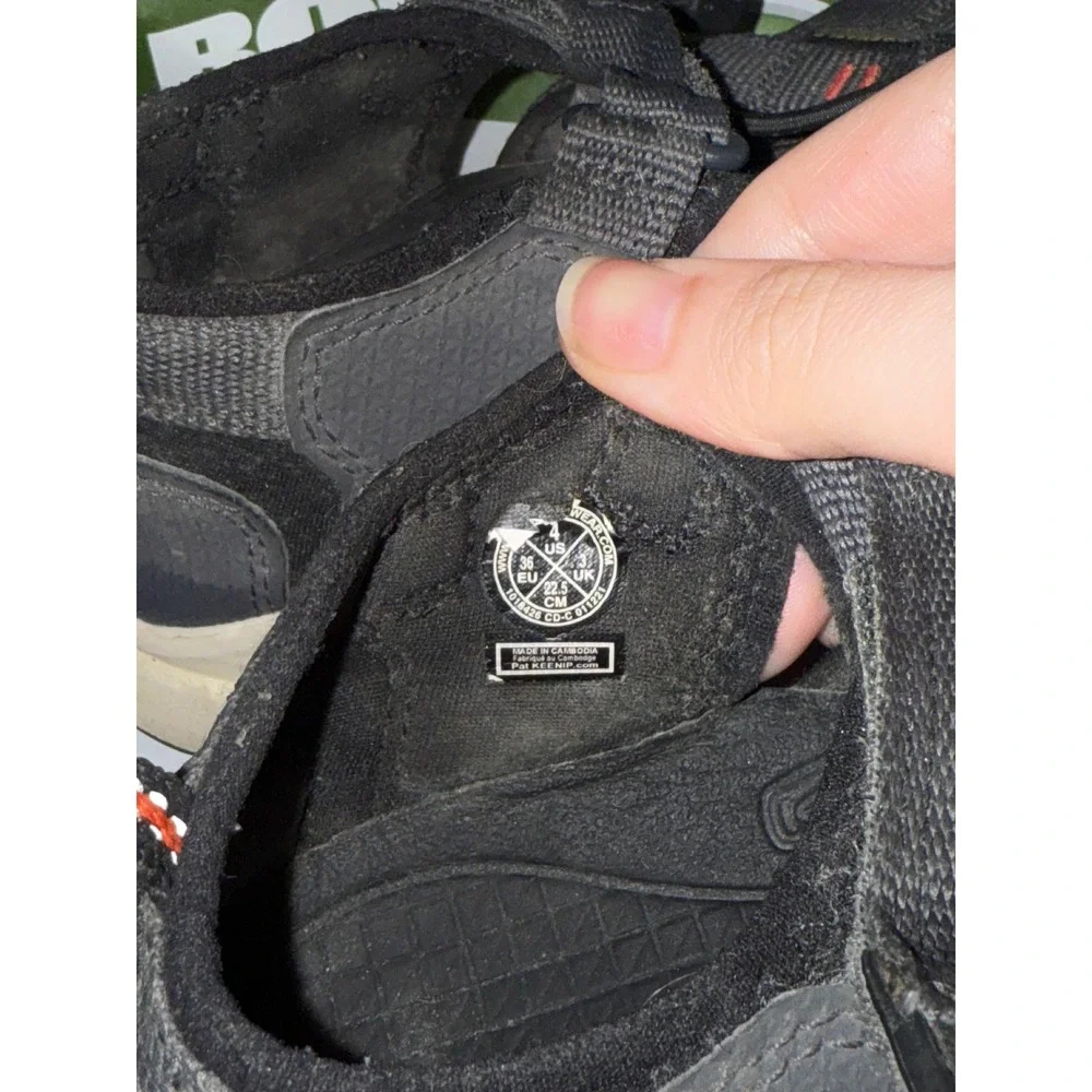 Keen Newport Neo H2 Sandals‎ Kid 4 Gray Red Black Hiking Outdoors Athletic